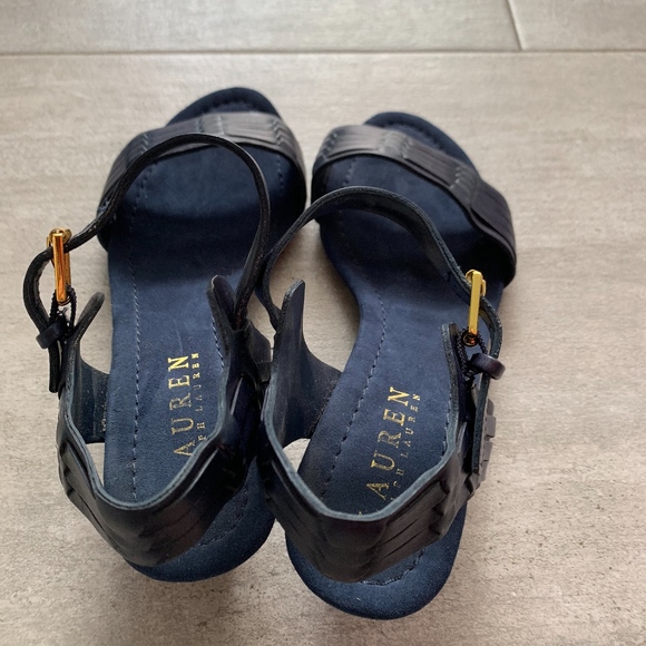 Lauren by Ralph Lauren Dress Sandal, Navy, Size 6B - Picture 3 of 5